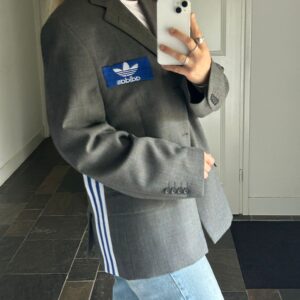 Reworked Adidas kobalt blue